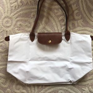 Large white longchamp tote